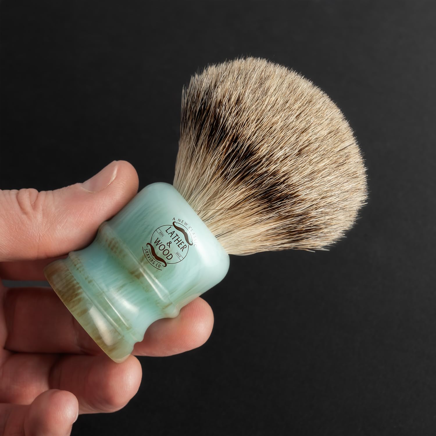 Lather & Wood Shaving Co Brocha De Afeitar Espuma Y Madera Para Hombre, Pelo Tejón, Mango Resina Ágata Alta Gama, Azul