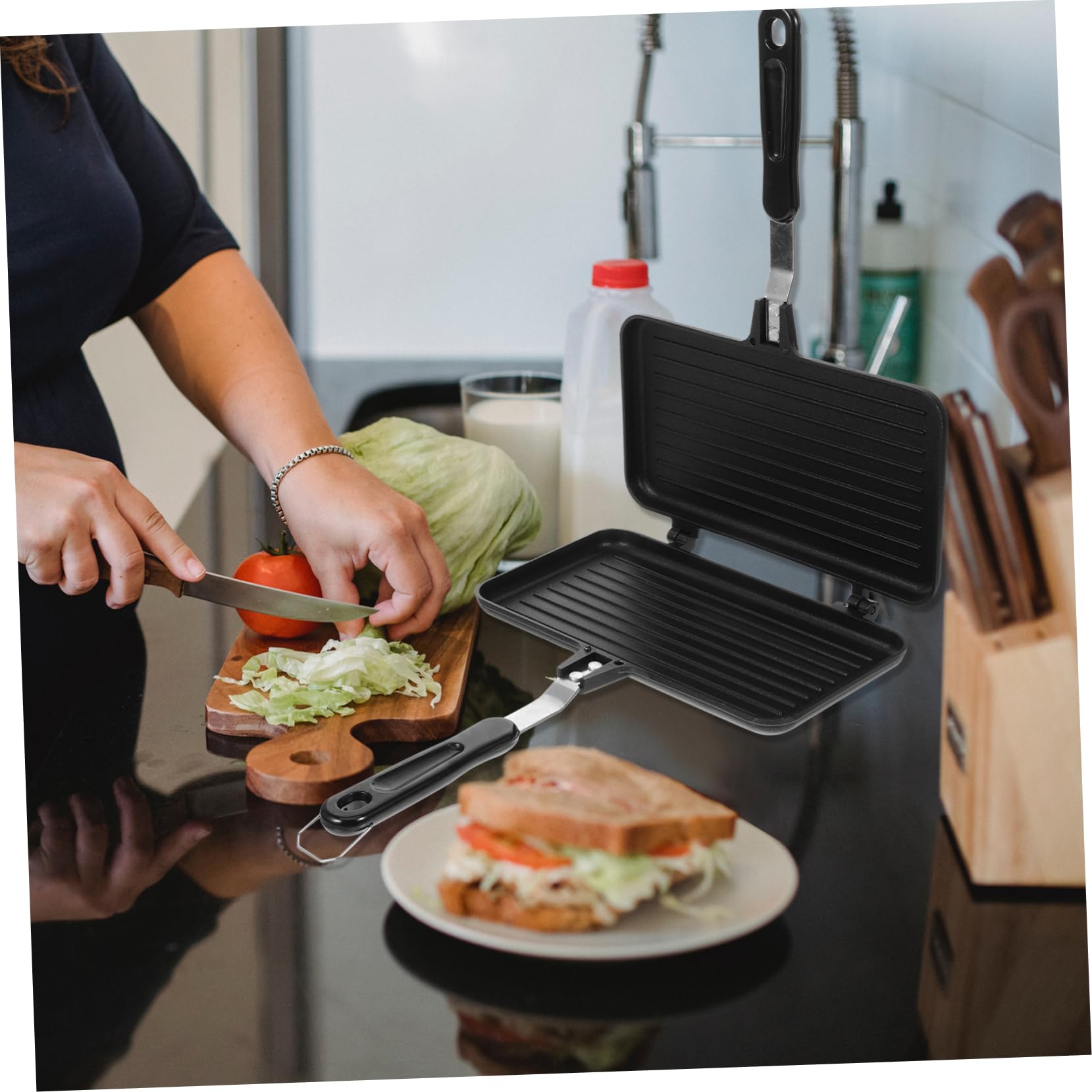 FUNOMOCYA Sandwich Press Pan Double Sided Sandwich Maker Aluminum Non Stick Grill Omelette Tray