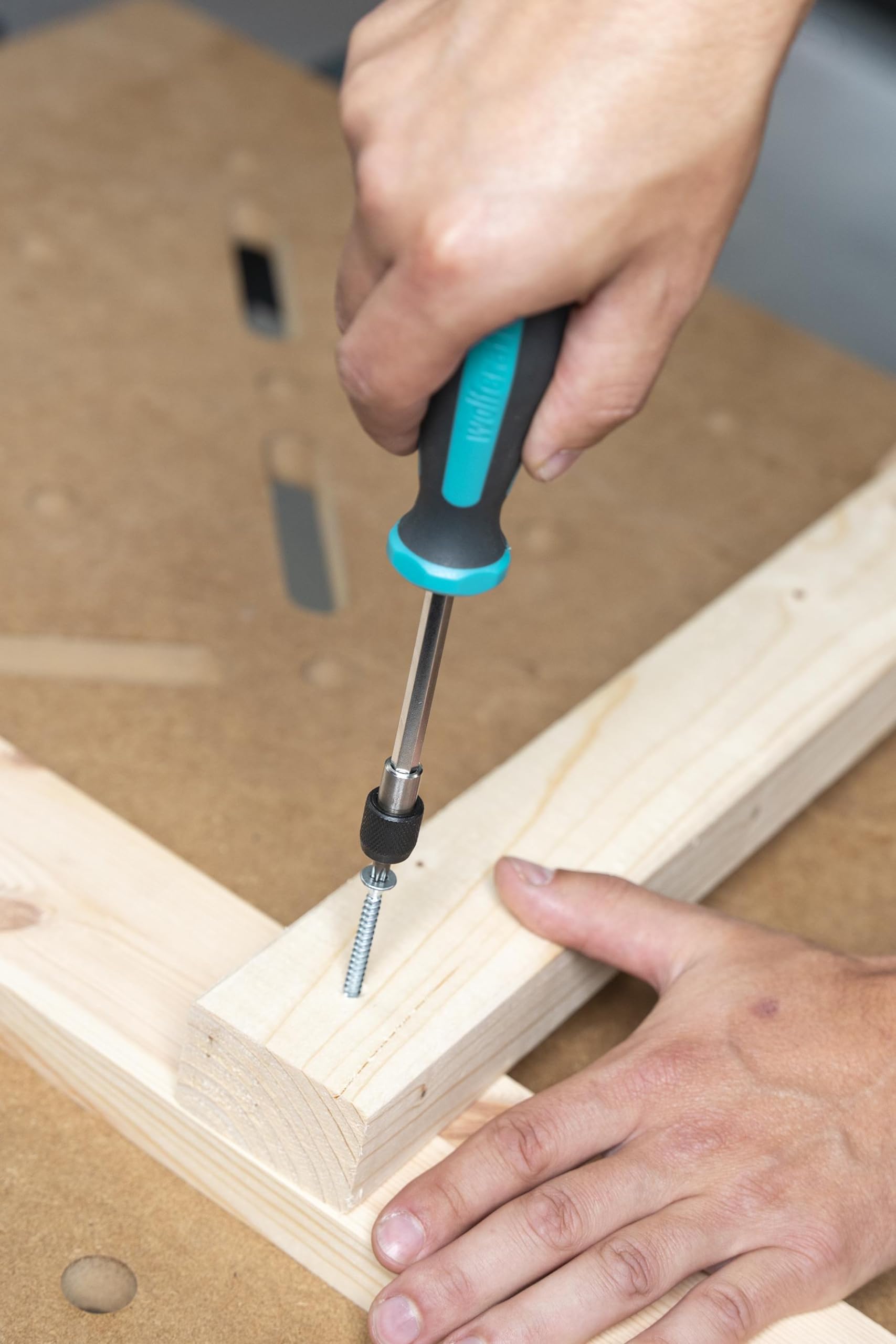 Wolfcraft Avvitatore manuale con vano portainserti lungo