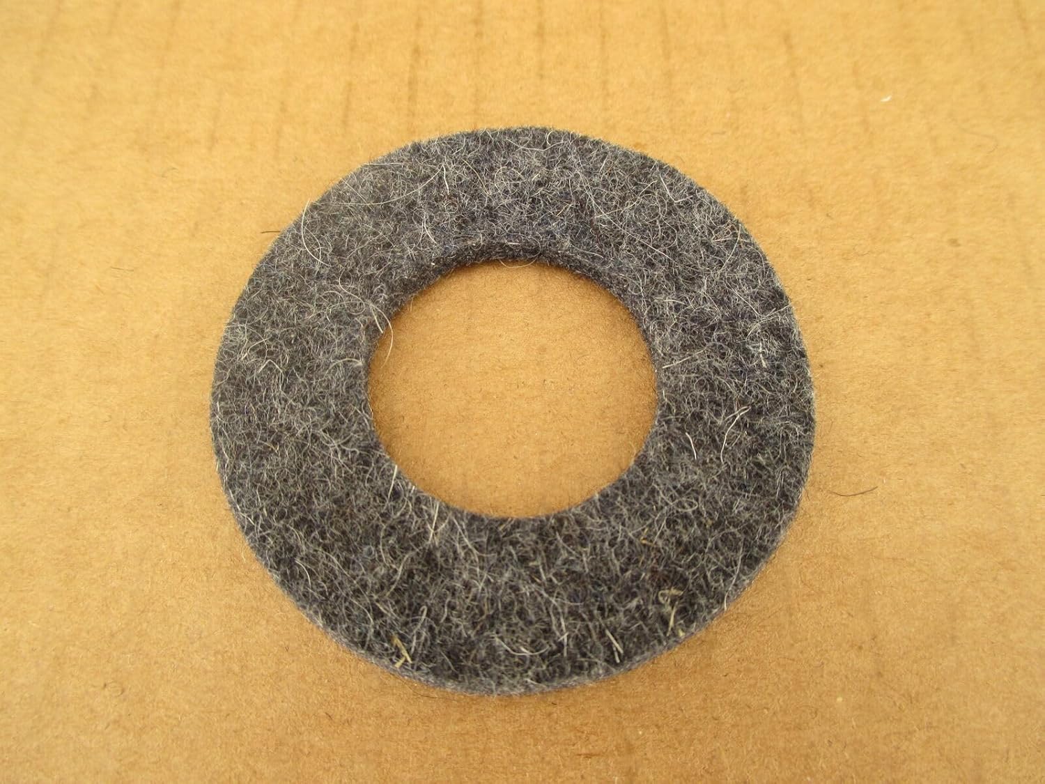 Replacement for fits HYDRAULIC BELLY PUMP TOP FELT SEAL FOR PART 15163E