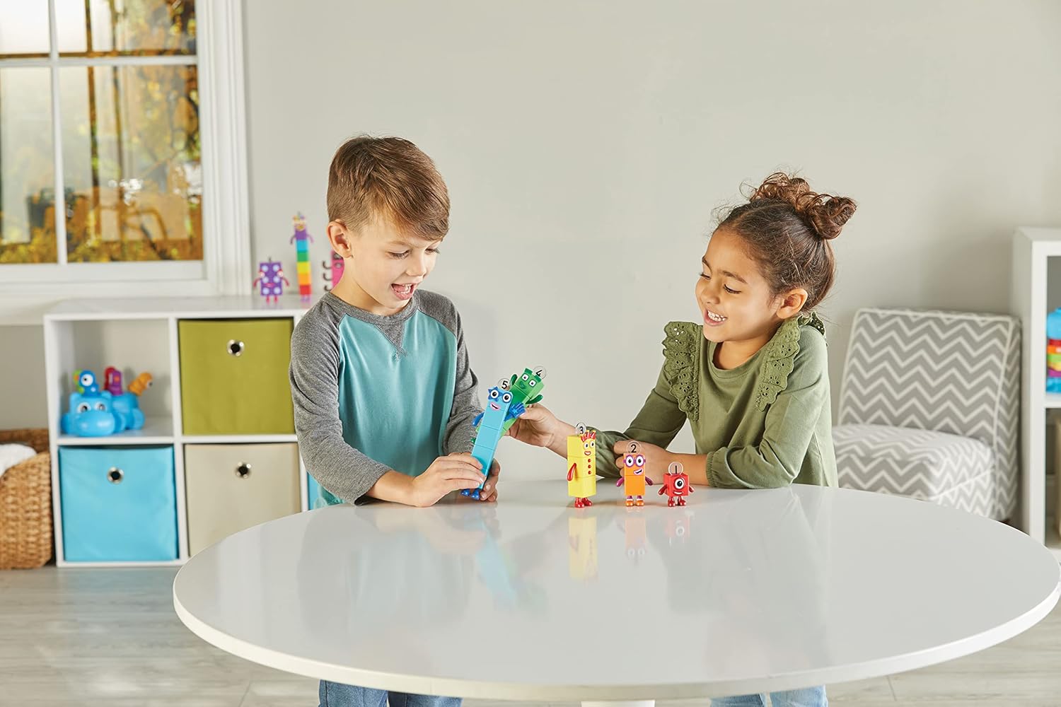 hand2mind Numberblocks Friends One to Five Figures, Toy Figures Collectibles, Small Cartoon Figurines for Kids, Mini Action Figures, Character Figures, Play Figure Playsets, Imaginative Play Toys : Toys & Games