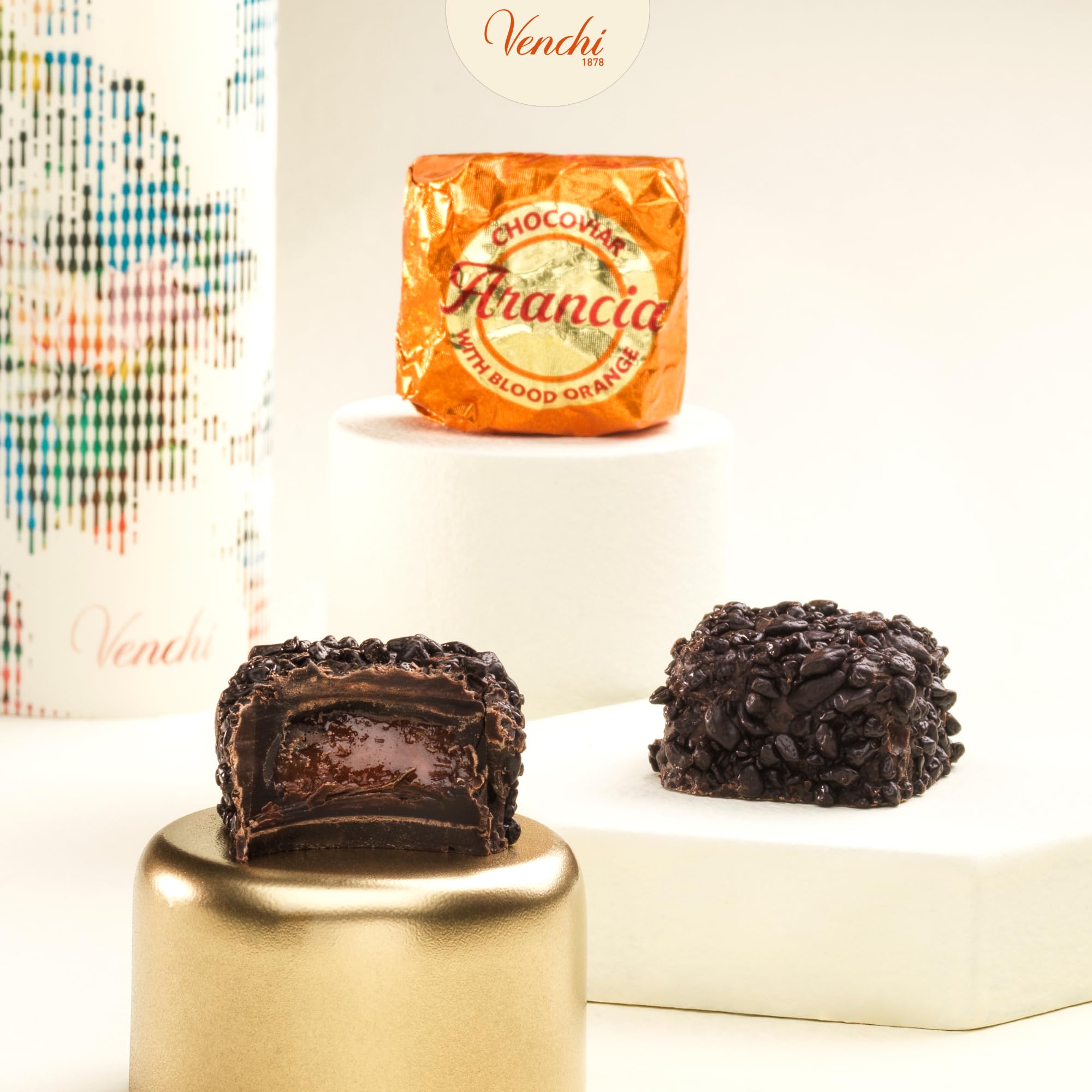 Venchi - Chocoviar Arancia - Cioccolatino Extra Fondente con Ripieno all'Arancia Rossa, 1 kg - Senza Glutine - Vegano