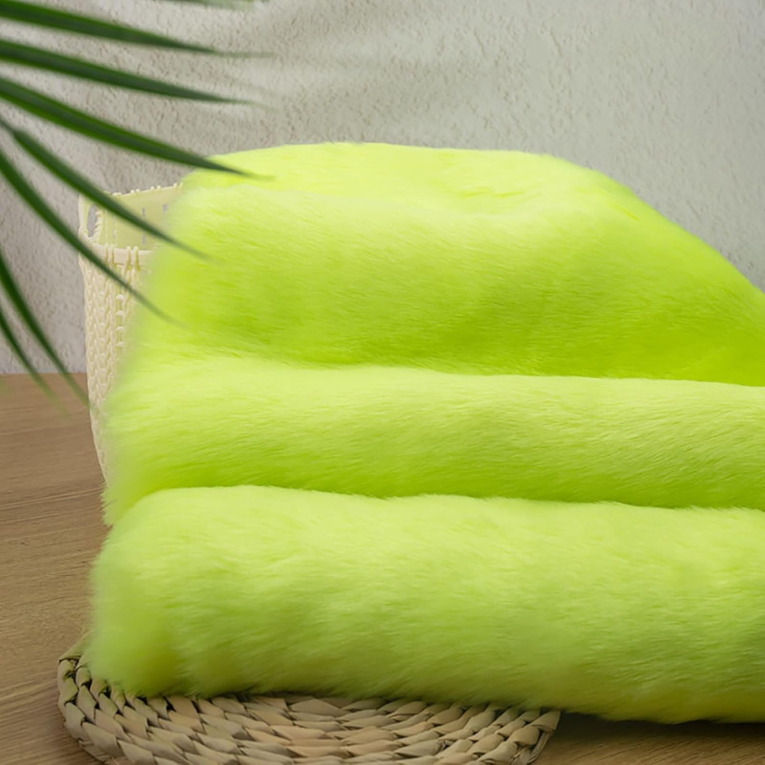 Super Soft Faux Fur Fabric Fluffy Furry Plush Material Short Pile 2cm for Craft Supply Wedding Party Christmas Decoration Cosplay Apparel(6 Dark Green)