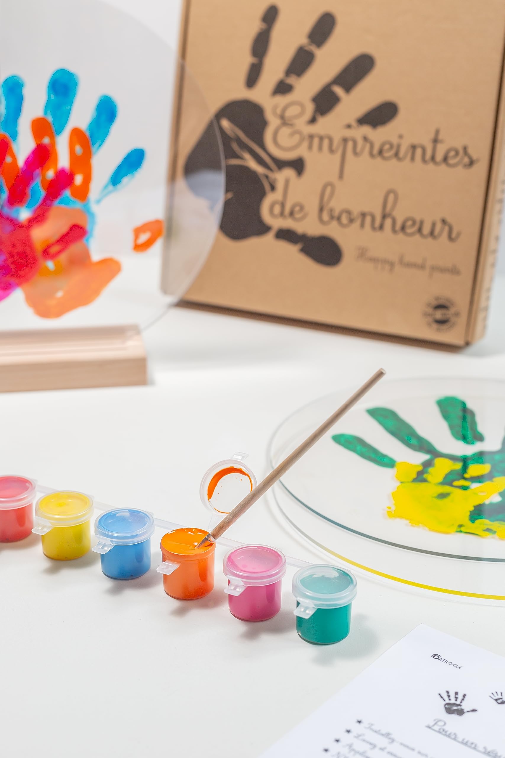 LouYou Empreintes de Bonheur - Kit Empreinte de mains Famille de 4 - Couleurs Peps - Cadeau Naissance Bébé Fille ou Garçon - Fête des Mères ou des Pères - Coffret Souvenir - Made in France
