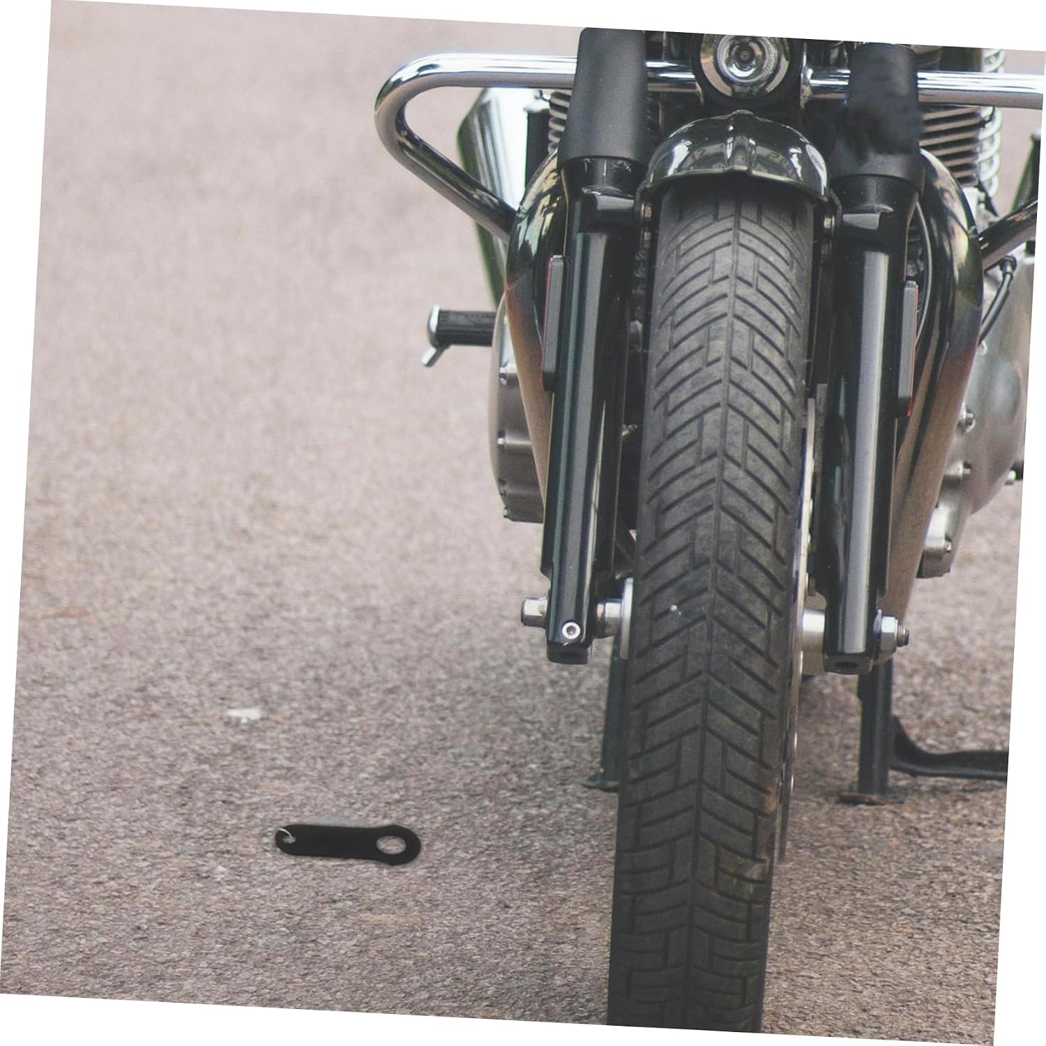 GLEAVI 2pcs Motorcycle Bell Hangers Stainless Steel Bell Hanger with Split Keyring Polished Finish Fits Models Versatile Accessory for Resistant