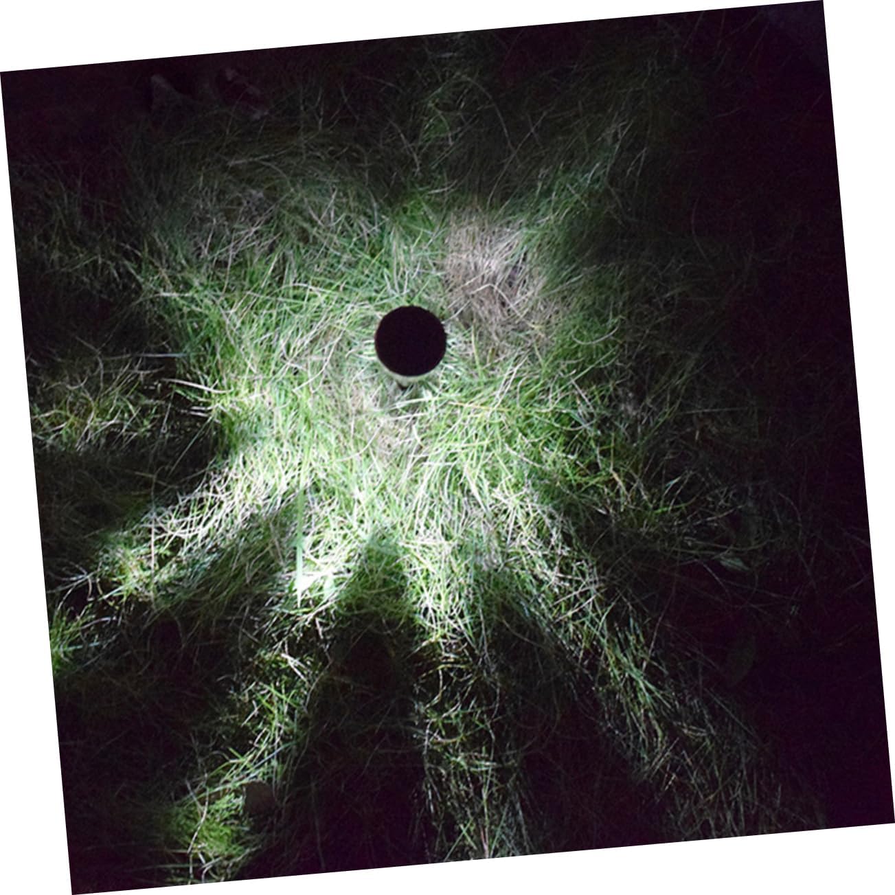 Veemoon 8PCS Solar Ground Lights LED Landscape Lamps for Outdoor Garden Pathway Lawn Decor Easy Installation White Light