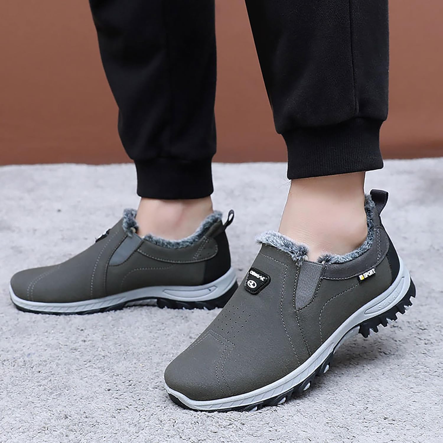 Men's Winter Warm Slip-on Snow Boots Comfortable Round Toe Casual Boots Lightweight Warm for Hiking Work Casual Boots
