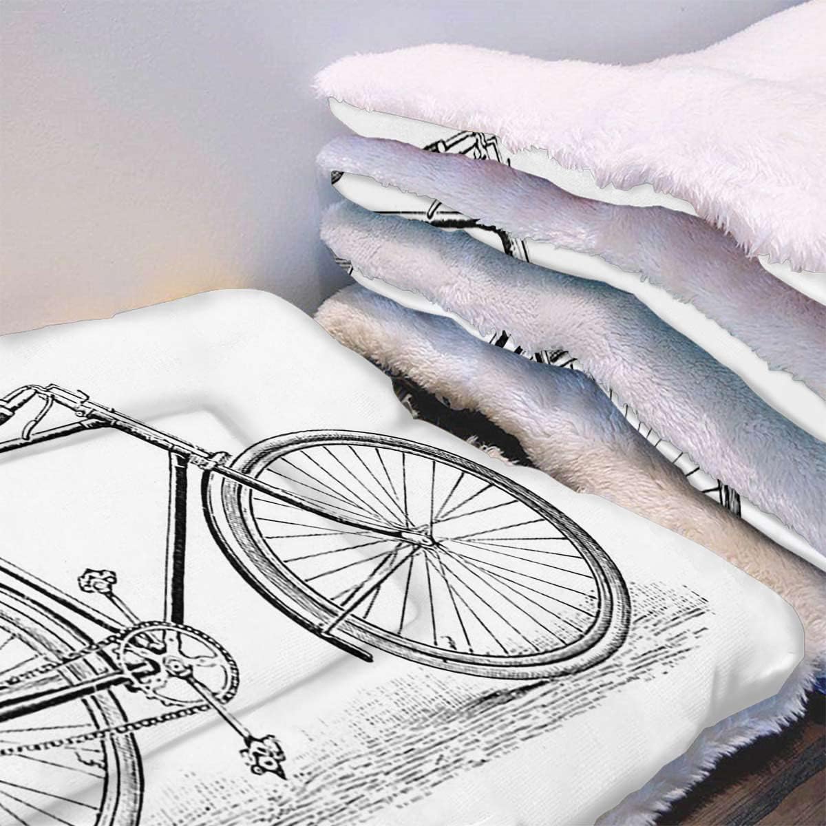 review Charcoal Grey Black White Thermal Cat and Dog Warming Bed Mat Bicycle Ride Your Bike Super Soft Plush Dog Crate Pad for Travel or Home Antique 25