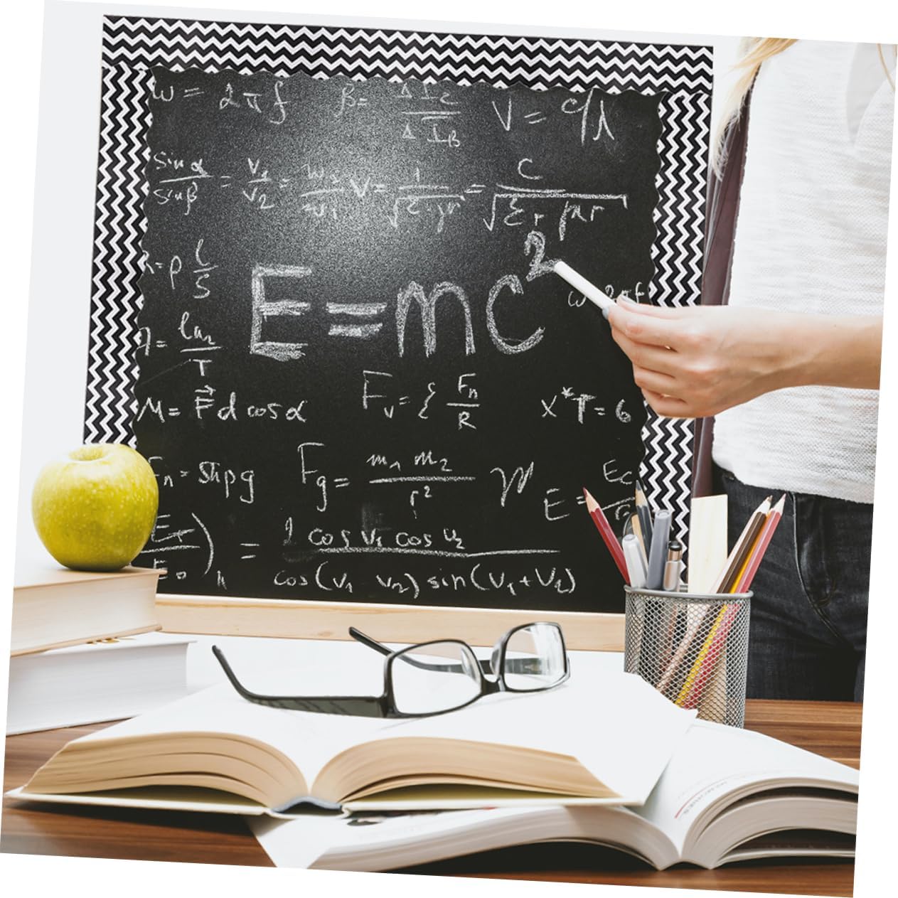 NUOBESTY 3sets Bulletin Board Border Sticker Sided Room Decor Kraft Classroom Bulletin Board Border White Board Boarder Tape Bulletin Boards Replaceable Border Paper Copper Plate 2rolls*3 4 71e4yfBUtPL. AC SL1263