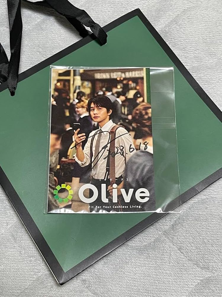 北村匠海 直筆サイン入り&ポストカード 【早い者勝ち】