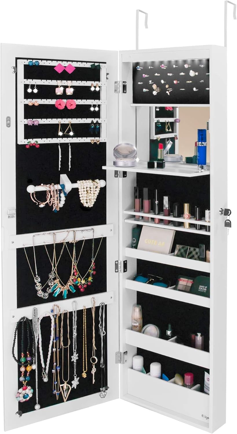 armamentario di gioielli con legni a specchio