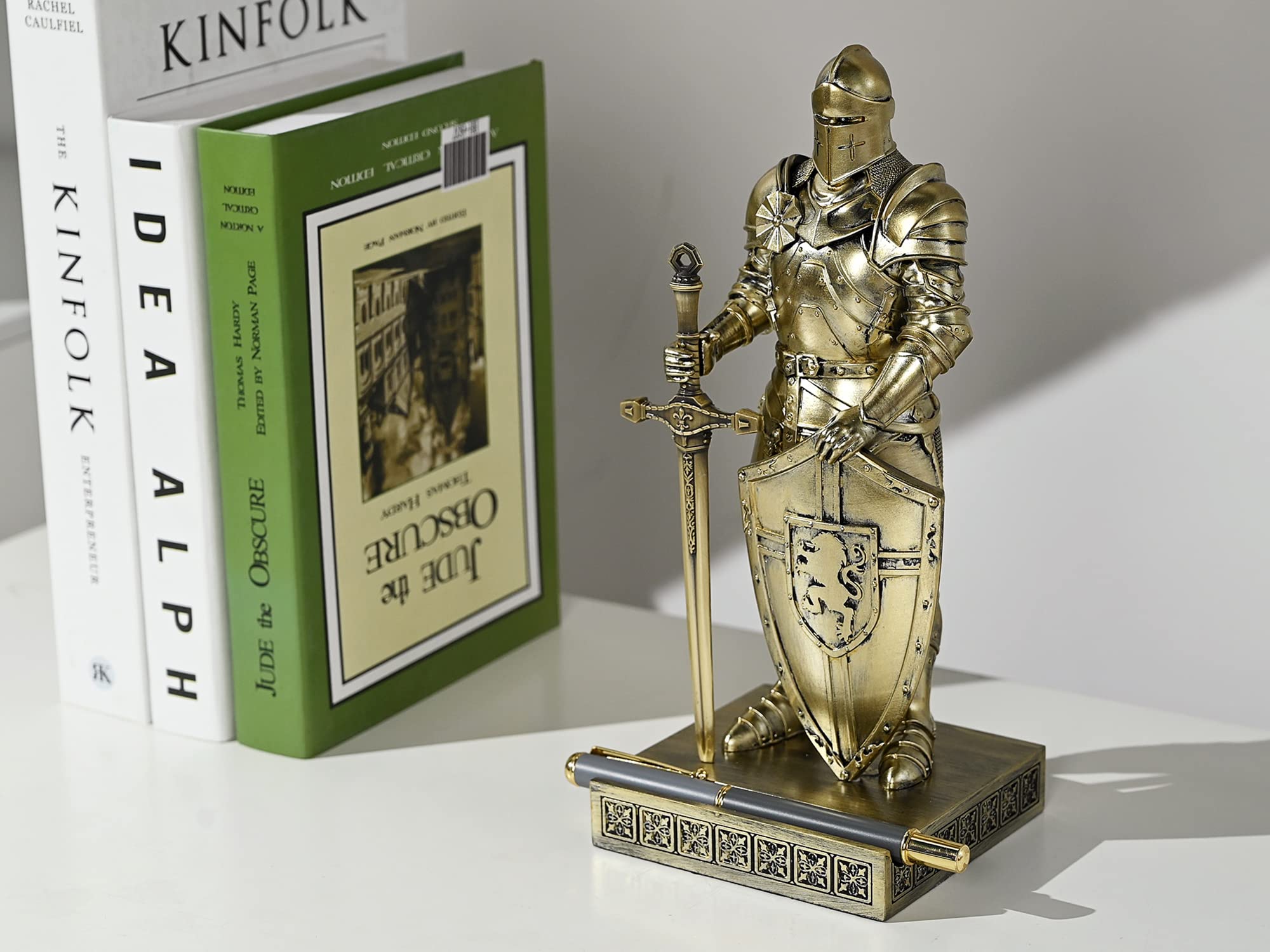 Ozdoba King's Guard figurka rycerza na biurko, akcesoria biurkowe, uchwyt na długopis, stojak do papieru do biura i domu (brązowy)