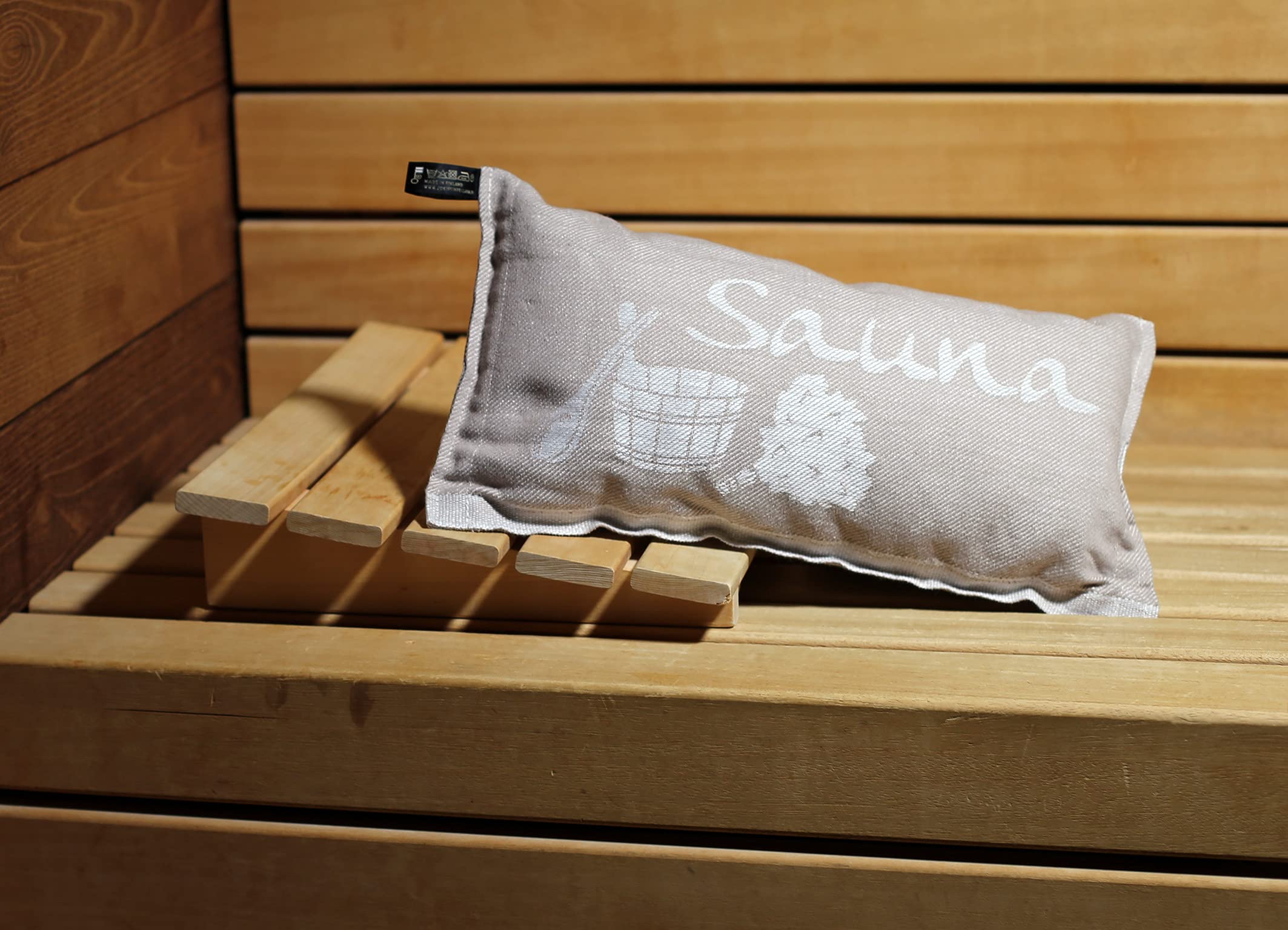 JOKIPIIN | 1 x Lieblings-Saunakissen Reisekissen | Design: Sauna | Maße: 40 x 22 cm, Leinen/Baumwolle | schadstoffgeprüft Ökotex 100 | Made in Finnland (Beige/Weiß)
