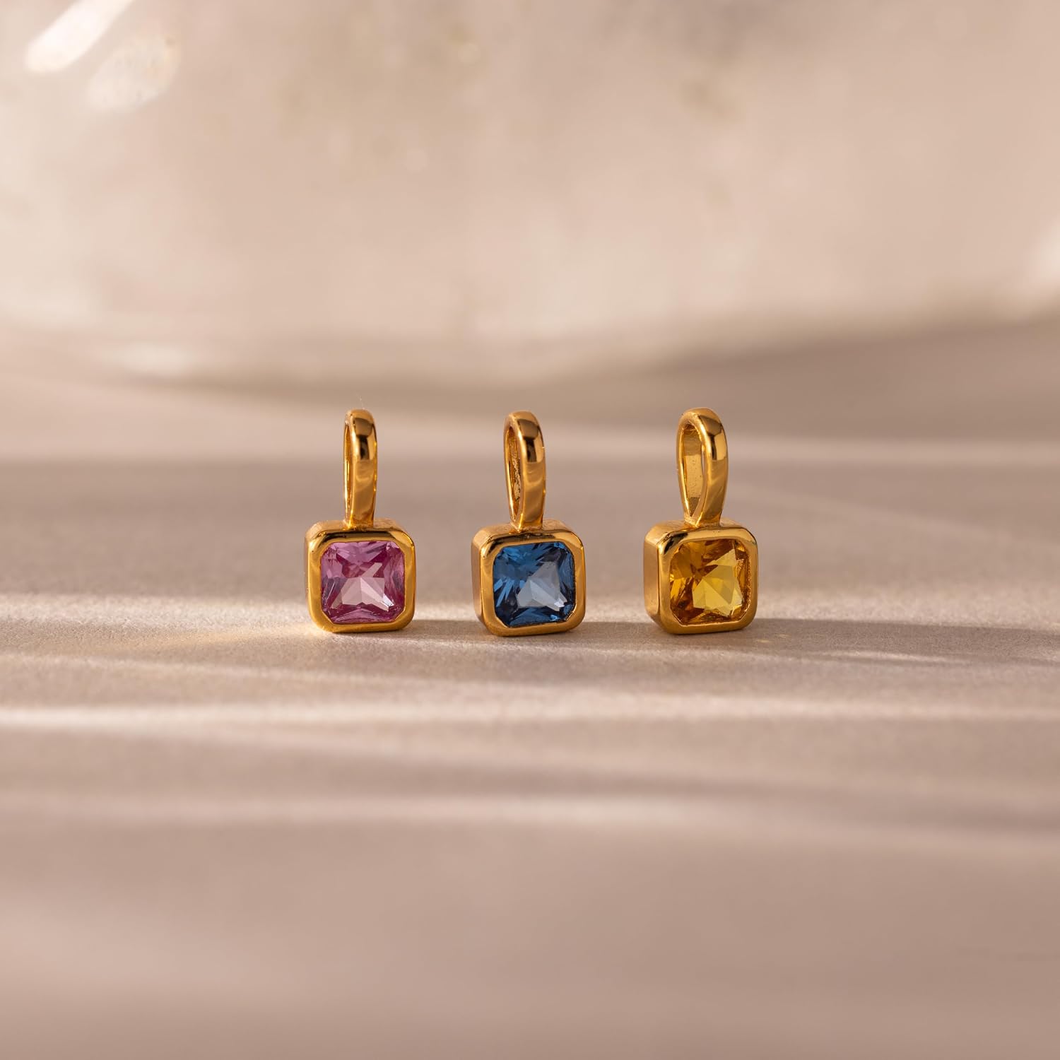 CAITLYNMINIMALIST Mini Birthstone Charm, Square Bezel 5mm Gold Charm for Necklace or Bracelet, Dainty Birthstone Pendant, Birthday Gift for Her, 18K Gold Plated Silver