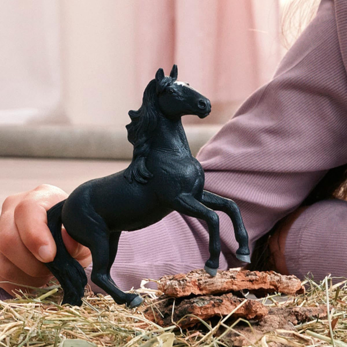 Schleich Horse Club | Lusitano Hengst 14918 | detailgetreues Pferd | Geschenk für Mädchen und Jungen | Deko & Sammelfigur Pferde Spielzeug für Kinder ab 5 Jahren | 14 x 4 x 11 cm - 3