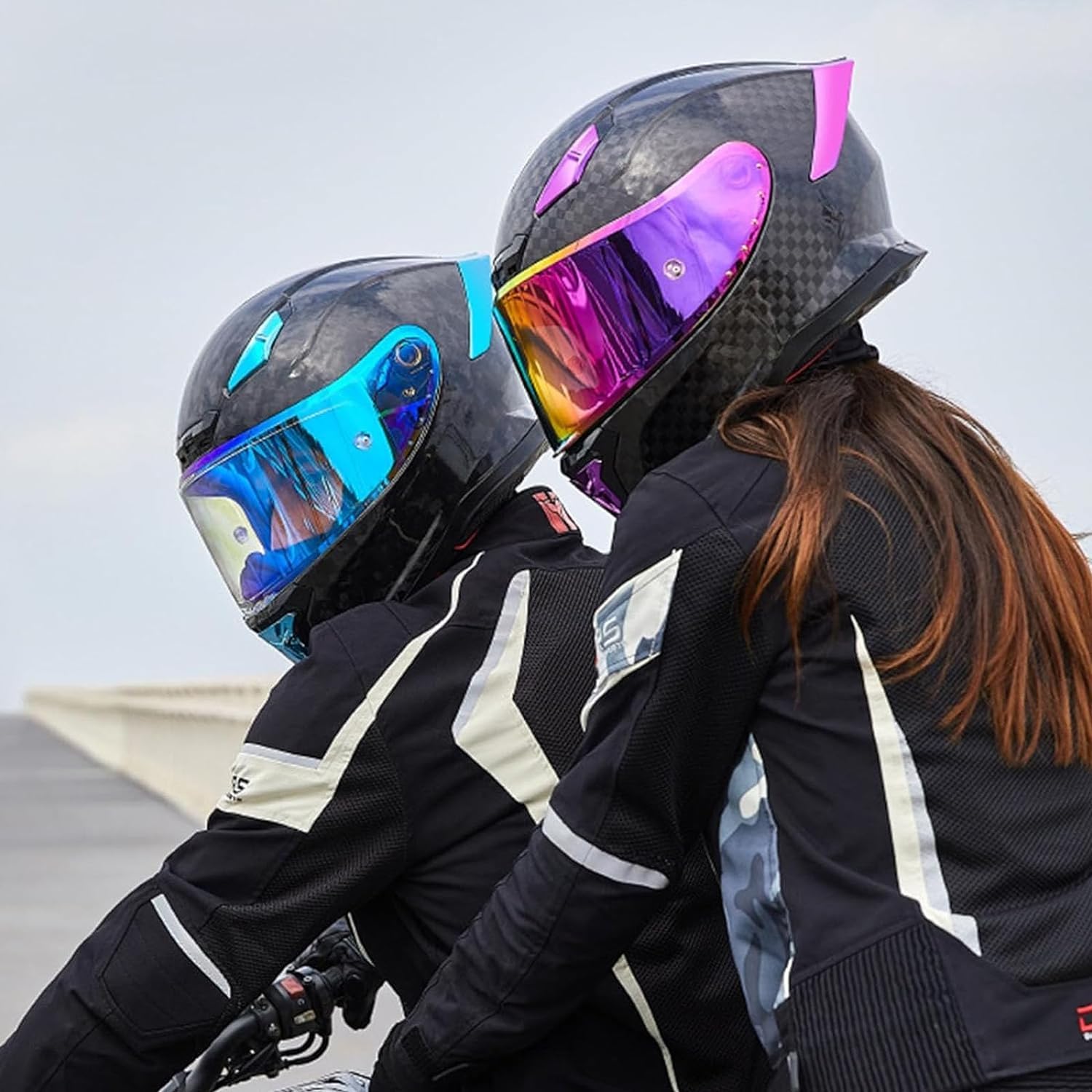 Casco Moto in Fibra di Carbonio, Casco Moto Integrale con Ala Posteriore, Casco Moto da Strada omologato DOT/ECE per Uomo Donna