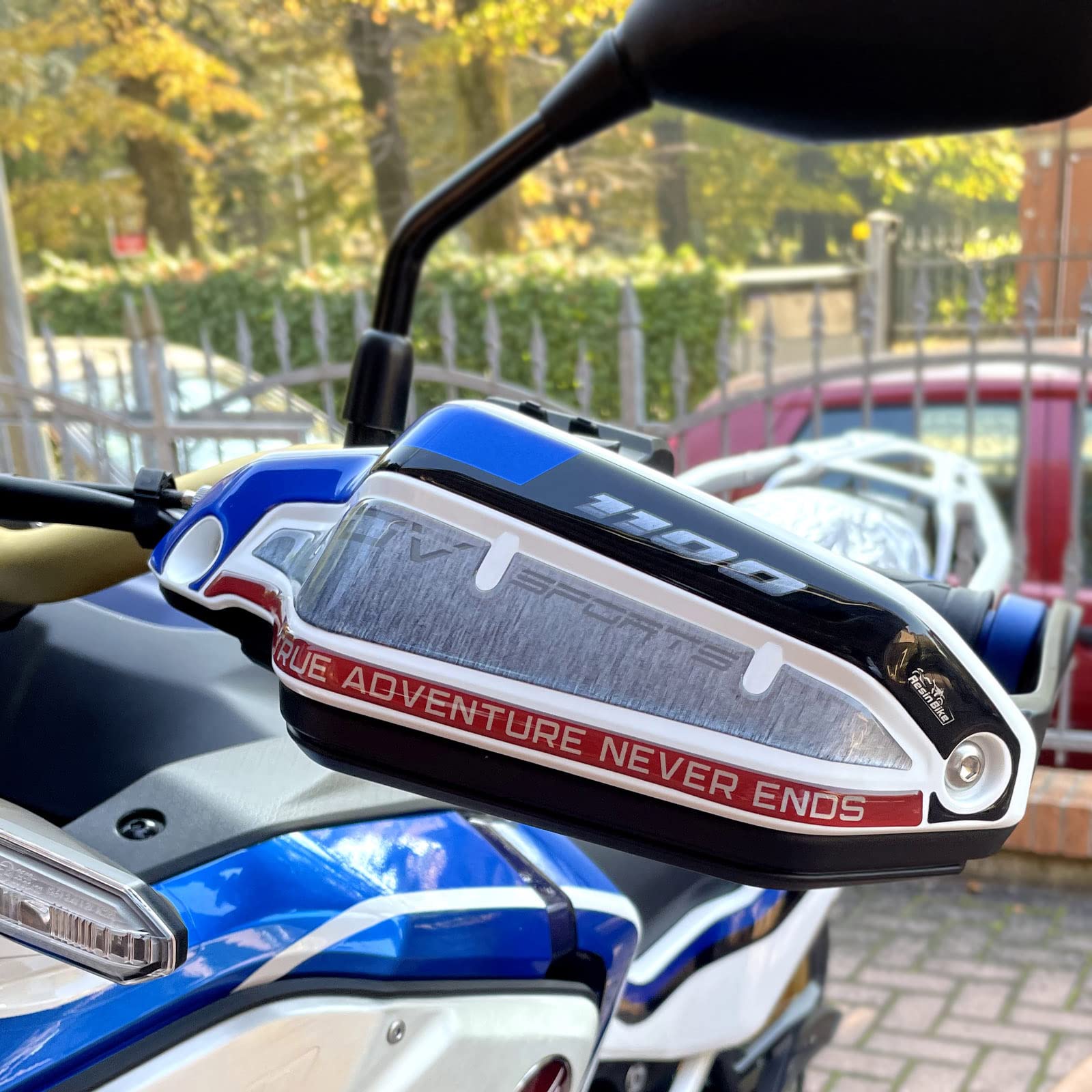 Resin Bike Adhesivos de Moto Compatibles con Honda CRF1100L Africa Twin Adventure Sports 2021. Protecciones Paramanos de Choques y Arañazos de Moto. Adhesivo 3D Resinado - Made in Italy