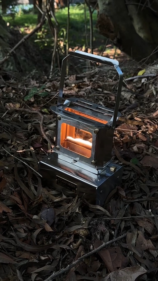 Amazon.co.jp: CAMPGEEKS アイロンストーブ オイルランタン ポータブル