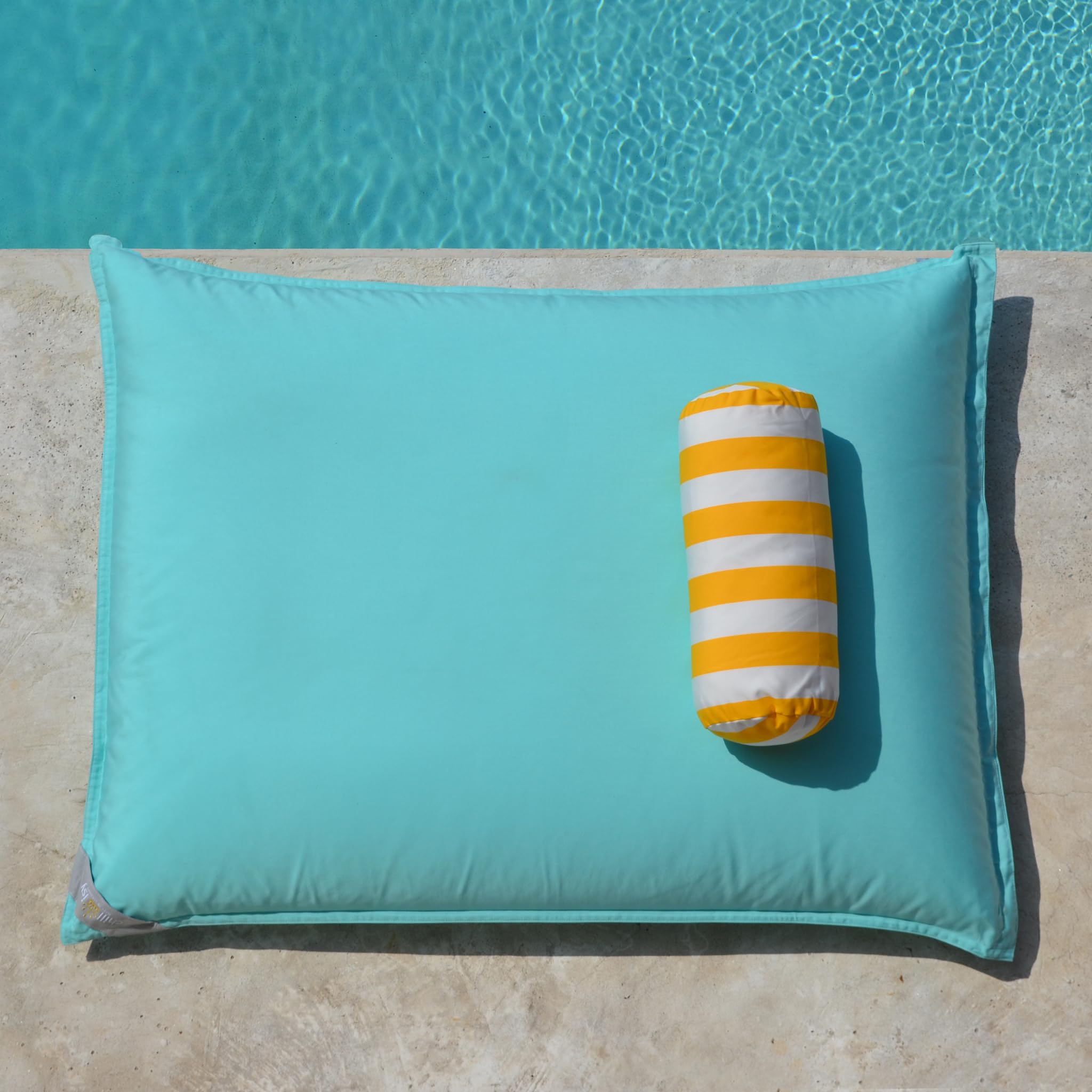 chillisy® Premium Pool-Sitzsack Sunkissed Lagoon Set – schwimmend – Float-Gefühl inklusive – 5 Jahre Farb-Garantie – UV-beständig - Mint [160x120 cm]