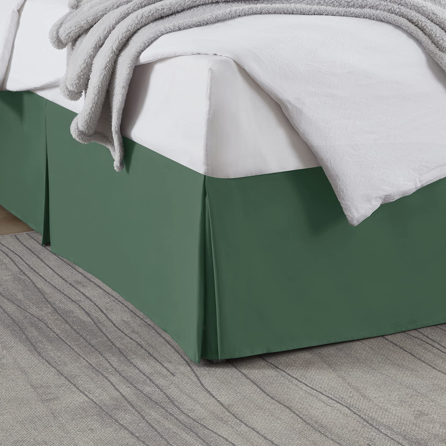 Nestl Hunter Green Bed Skirt Queen Size - Queen Bed Skirt 14 Inch Drop - Brushed Microfiber Bed Skirts - Hotel Quality Pleated Bed Skirt - Shrinkage &amp; Fade Resistant
