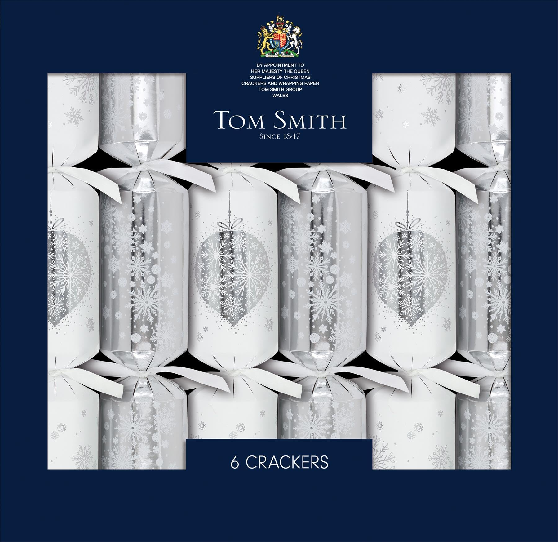 Tom Smith Silver & White Snowflake Design Christmas Crackers Pack 6 - Luxury - Traditional Xmas Crackers Gifts Hats Mottos & Snaps - Plastic Free Recyclable Eco Friendly