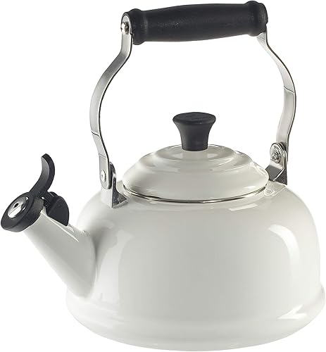 Le Creuset - Tetera silbante de acero esmaltado 1-45 cuartos