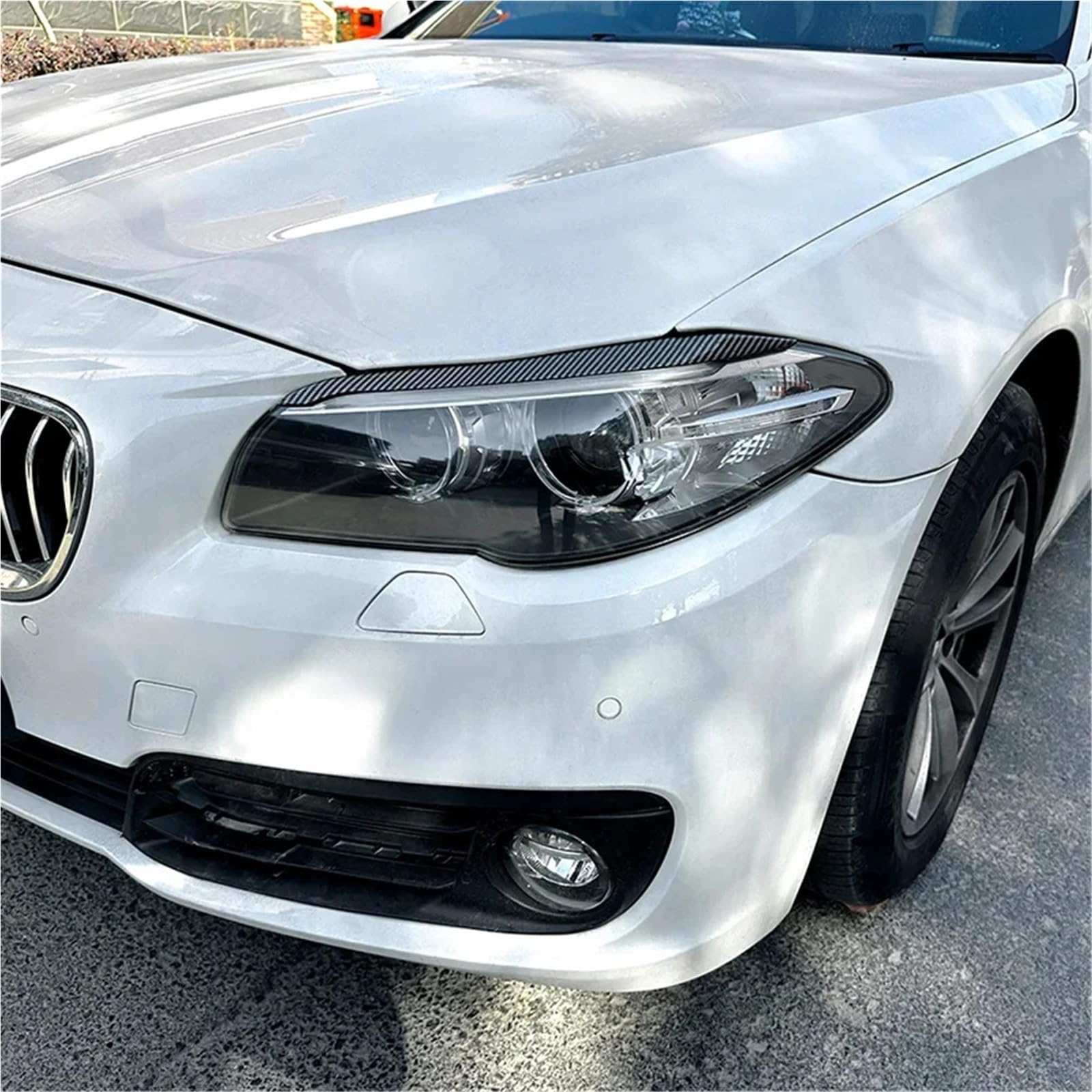 2 pegatinas 3D ABS para párpados con diseño de cejas malvadas para BMW F10 F11 Serie 5 518d 520d 523i 530i 530d 550i M5 2009-2017 Embellecedor de párpados(A)