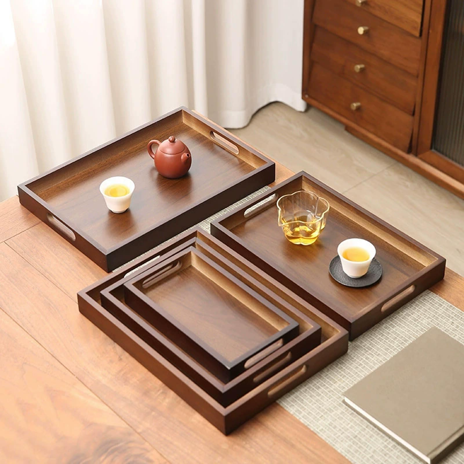 HUHJYUGE Bandeja de Madera, Bandeja Bambú para Servir con Asas, Bandejas para Servir Comida, Bandeja Rectangular Cocina, Bandeja de Servicio para Té y Café (B 40x29x4.5cm)
