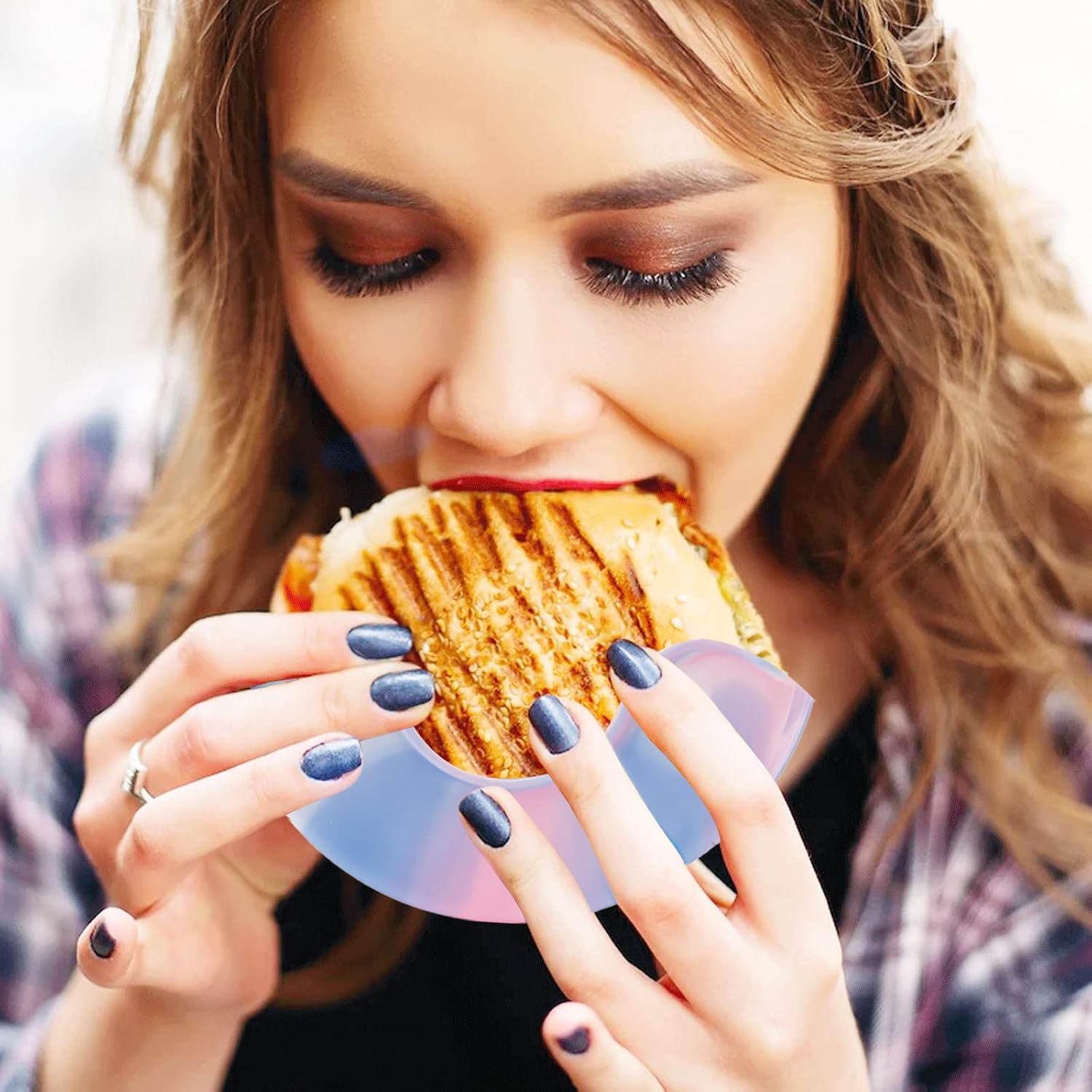 Qoyapow 3Pcs Retractable Burger Fixed Box Adjustable Hamburger Holders Reusable Washable Retractable Hamburger Clip Silicone Rack Holder Burger Box for Burger Lovers Adults and Children (Multicolor)