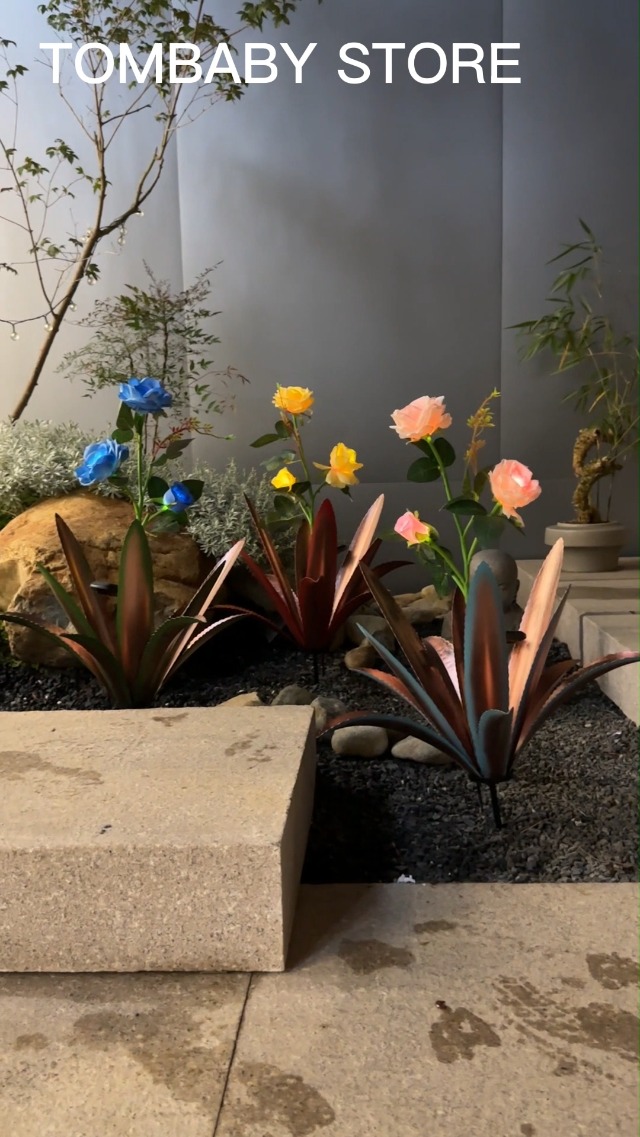 TOMBABY Solar-Garten-Deko – Blaue Metall-Rose & Agave Mit Solar-LED-Beleuchtung