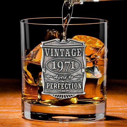 English Pewter Company Verre A Whisky Vintage Annees 1971 Ou 50eme Anniversaire Ou Anniversaire Idee De Cadeau Unique Pour Homme Vin003 Amazon Fr Cuisine Et Maison English Pewter Company Verre A Whisky Vintage Annees 1971 Ou 50eme Anniversaire Ou Anniversaire Idee De Cadeau Unique Pour Homme Vin003 Amazon Fr Cuisine Et Maison