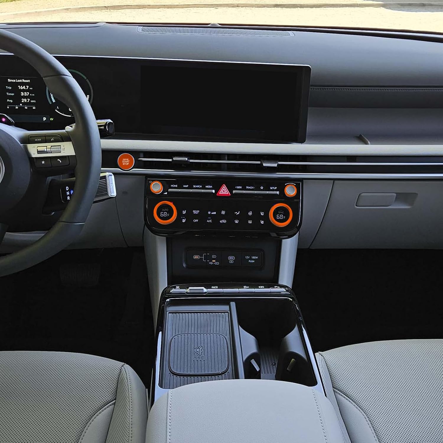 For 2025-2026 Hyundai Tucson/Santa Cruz (excluding SE models) – 5-piece kit, including push-button start, climate control knobs, and volume controls; interior upgrades and knob protection. (orange)