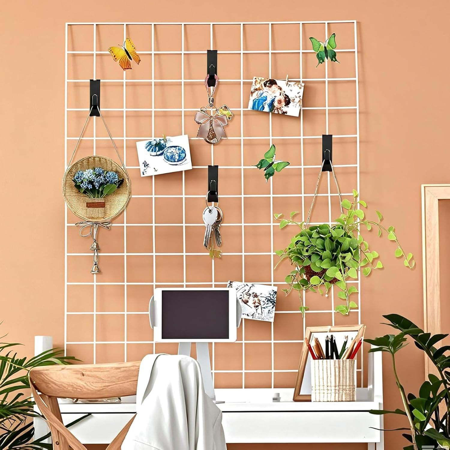 10 Pieces Iron Grids Wall Hooks Multipurpose Hanging Solution for Photos Tools Decoration Easy Installation Hangers Rusts Iron Grid Hooks