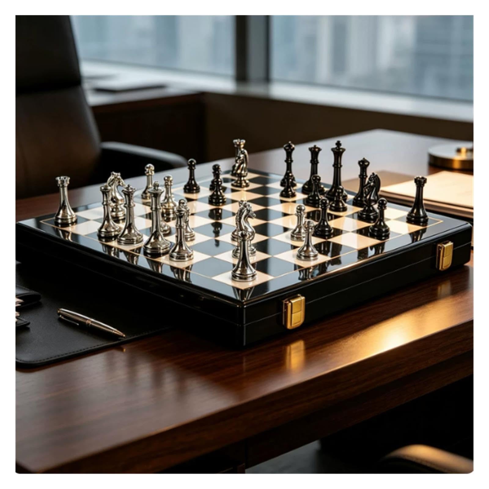 Set di scacchi internazionali di lusso in lega di zinco | Scacchiera pieghevole in legno, regalo decorativo for giochi da tavolo strategici for adulti