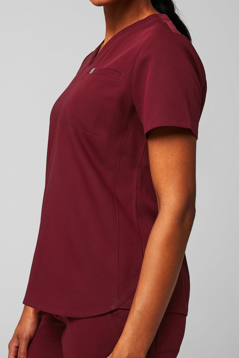 Fabletics Women's Vital 1-Pocket Scrub Top - MotionTech, Wrinkle-Resist, Chest Pocket, Anti-Shrink, Semi-Slim Fit - Image 4