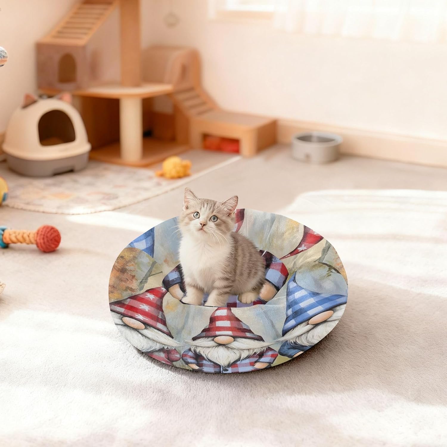 Dog Bed Ultra Soft Fluffy Comfortable Cat Bed, Three Cute Gnomes Washable Dog Beds Anti-Slip Round Pet Beds for Medium Dogs