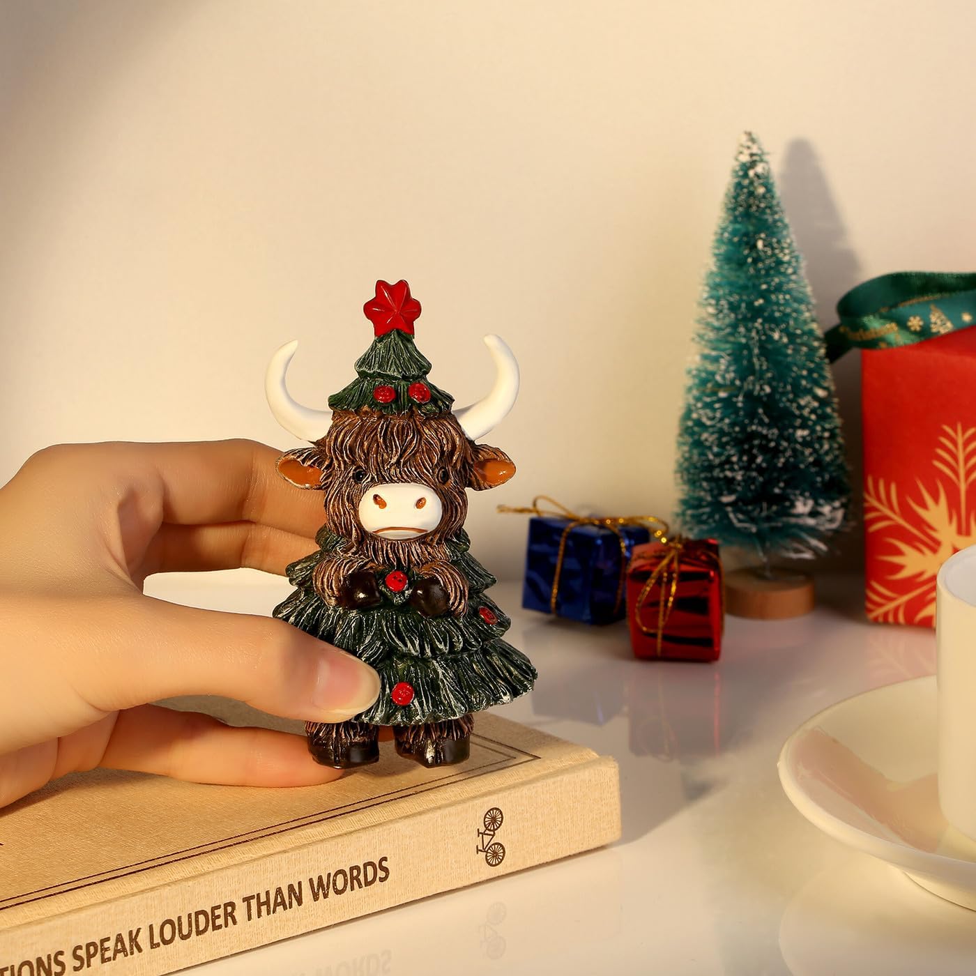 DUQGUHO Cow Christmas Ornaments Xmas Resin Ornament Statue Desk Accessories Christmas Figurines 4 Inch Mini Highland Cow Gifts for Women image 4
