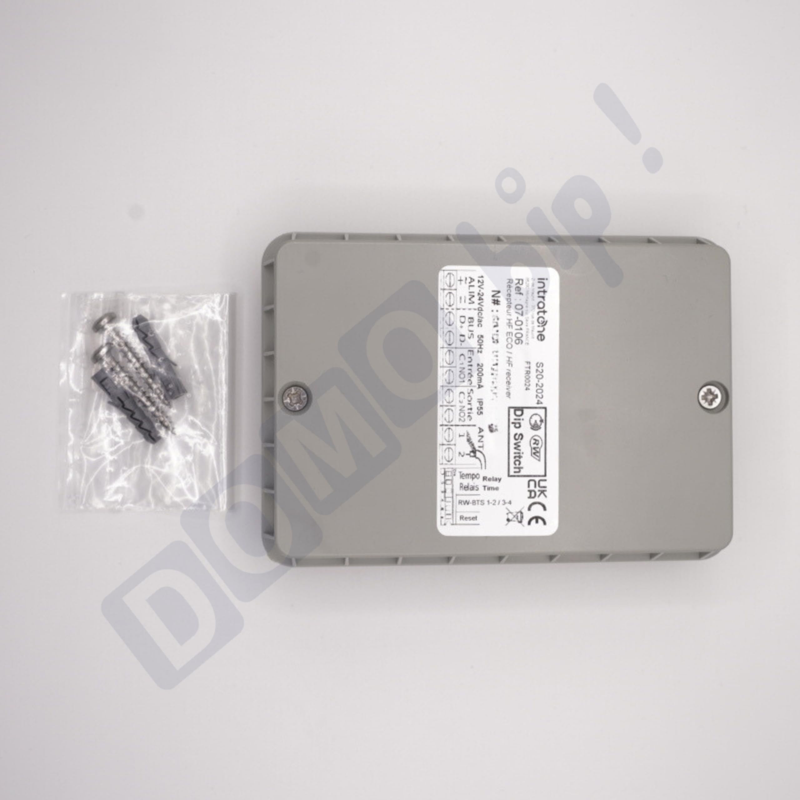 INTRATONE - Récepteur HF ECO 07-0106 | Module radio 868 MHz à code tournant sécurisé | Jusqu’à 1 022 télécommandes | Usage professionnel + 1 Porte-clés DOMOBIP