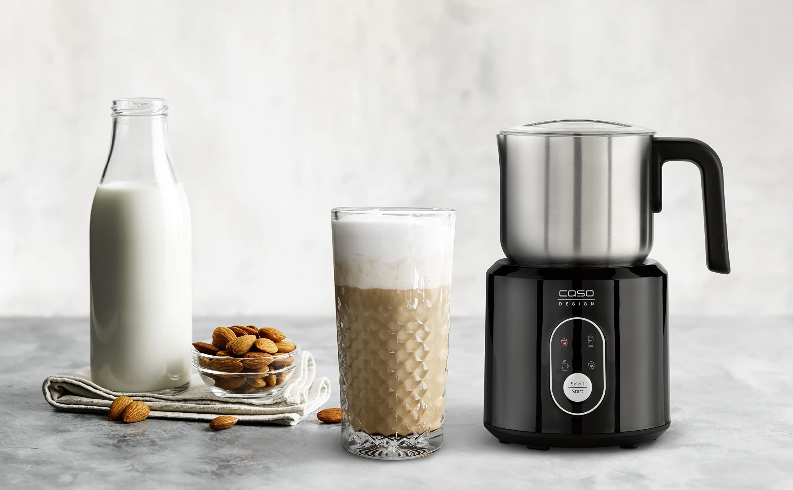 CASO Crema & Choco Black, Montalatte per latte vaccino e latte vegetale, Schiuma di latte fredda, Contenitore in acciaio inox di alta qualità con manico isolante termico