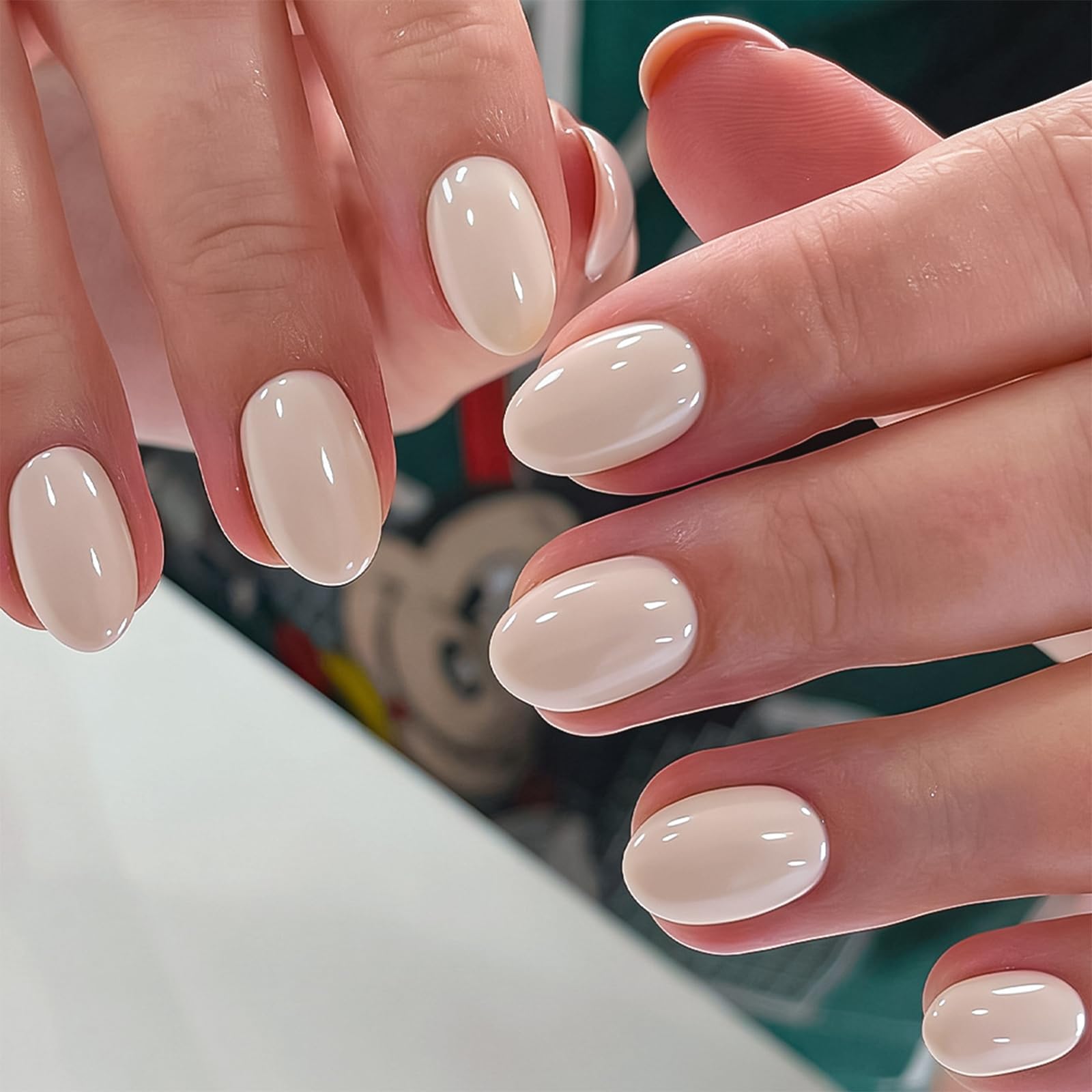 32 pezzi Unghie Finte Arielle Da Premere, unghie ovali corte da incollare, delicate finte corte a mandorla, lucide per donne, per un look salone a casa (#03)