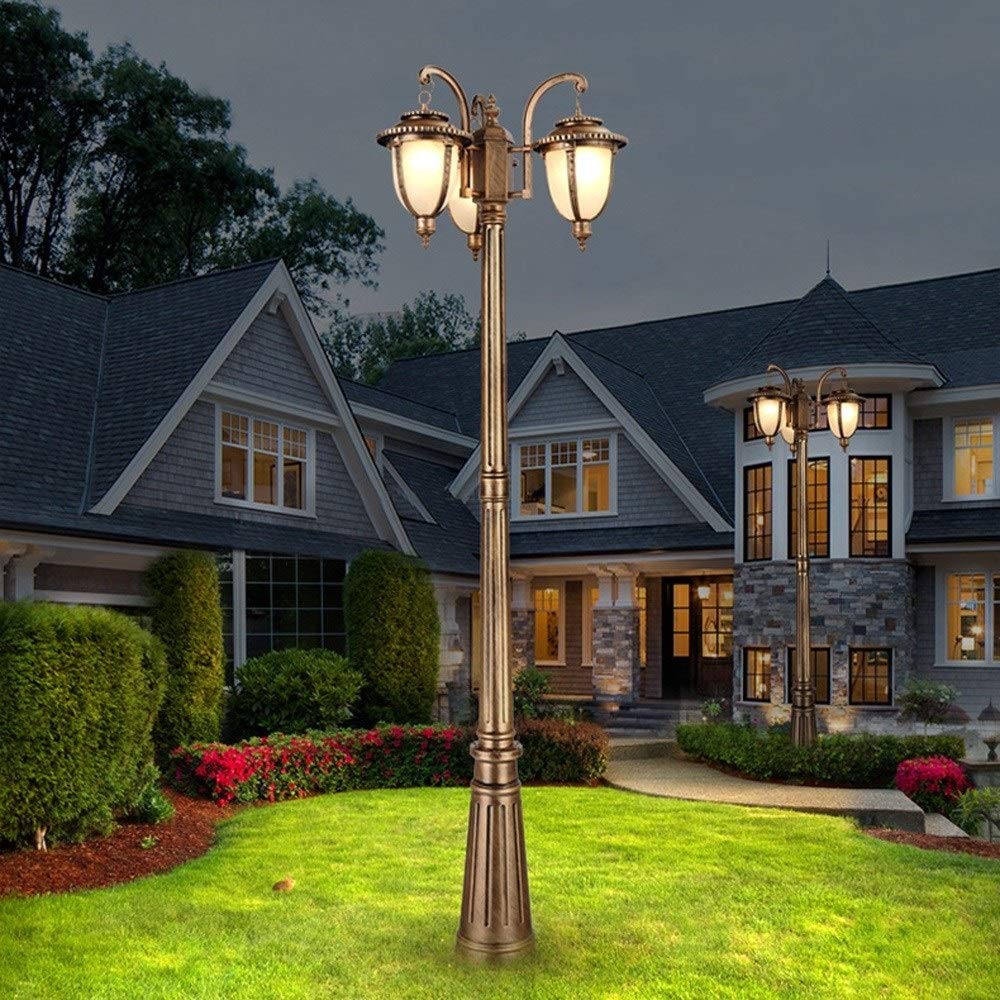 Borne Lumineuse extérieure étanche à 3 têtes, Style européen Vintage, Lampe de Jardin rétro Traditionnelle en Bronze, Lanterne sur Poteau E27 Roads St,
