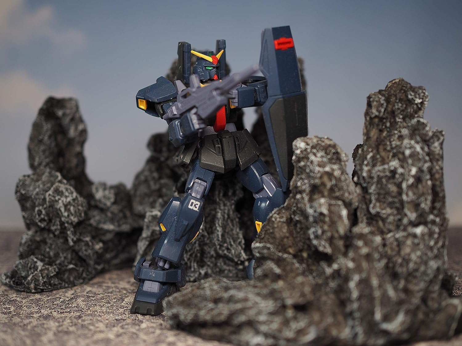 Amazon | 【Good in three directions】ガンダム ウルトラ