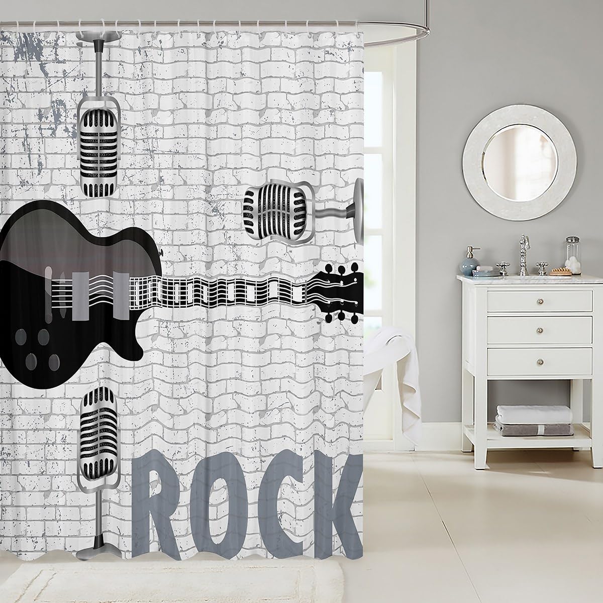 Rideau de douche guitare tendance pour créer une salle de bain musicale ado