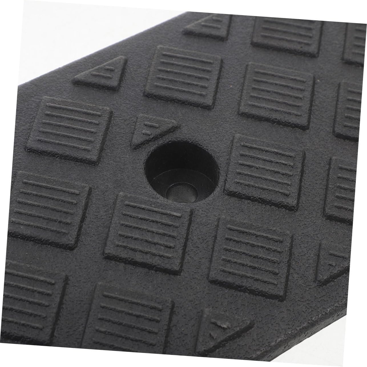 GLEAVI 2pcs Plastic Driveway Ramps for Low Cars Versatile Indoor and Outdoor Use for Loading Docks Wheelchairs and Slopes Compact and Lightweight Design