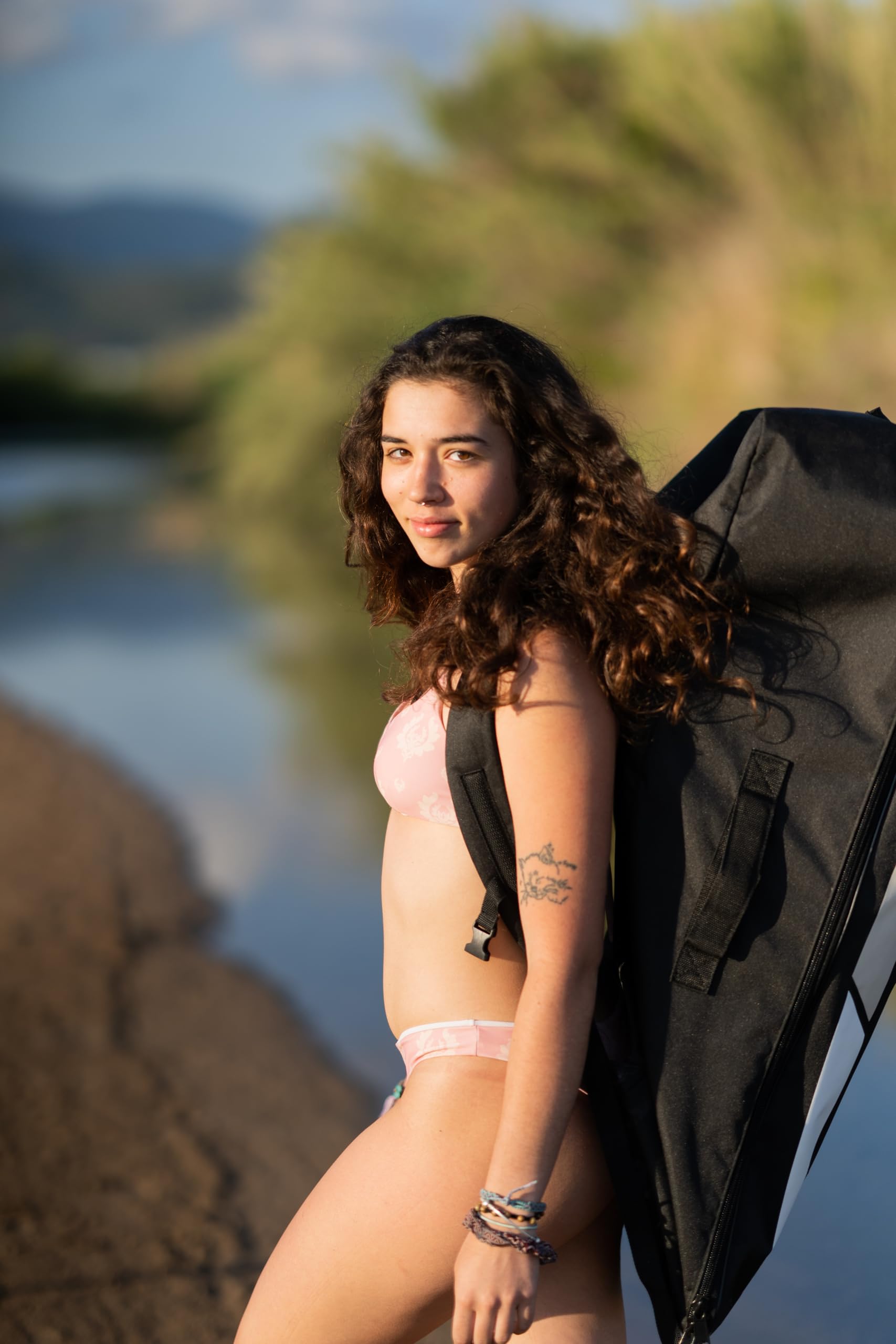 AM Aqua Marina Reißverschluss-Rucksack für iSUP und Zubehör Größe S (Vibrant/Breeze/Vapor/Coral/Wave) Schwarz/Weiß, 05.457.01