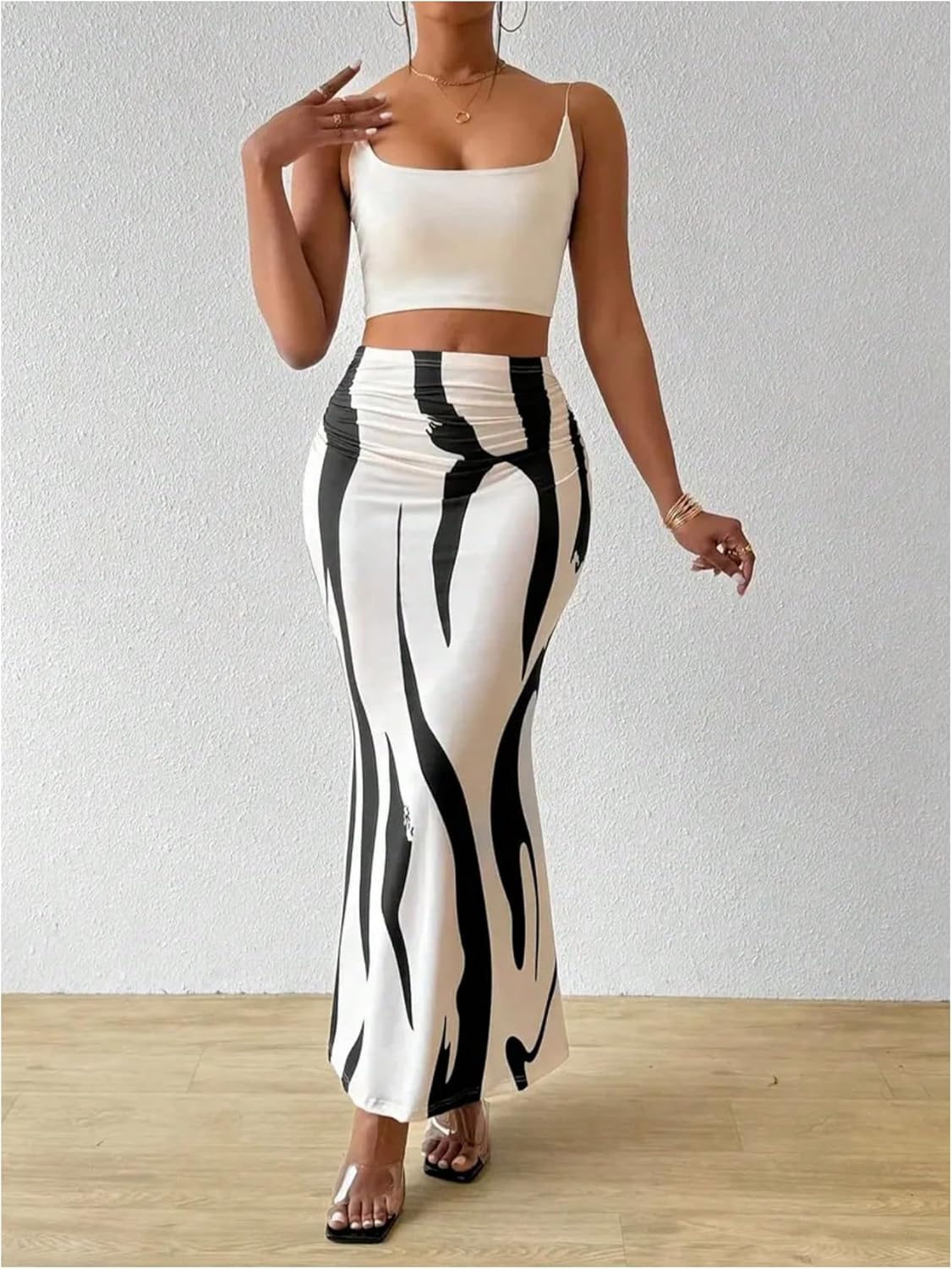 GORGLITTER Women's Graphic Print Fitted Mermaid Skirt High Waisted Elastic Ruched Bodycon Maxi Skirt - Image 5