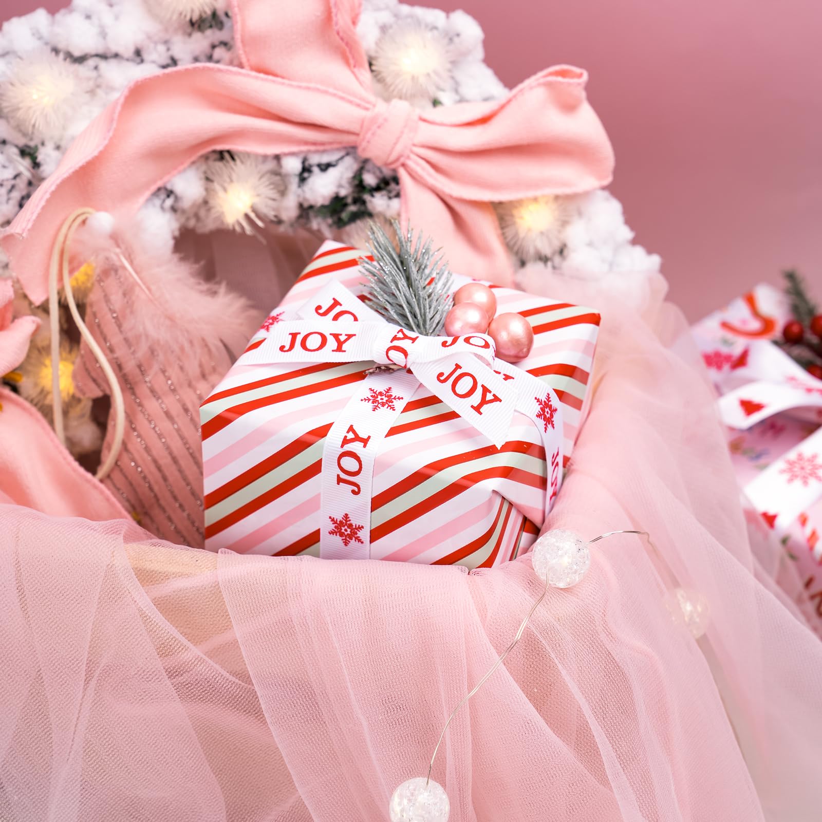 WRAPAHOLIC Wendbares Weihnachts-Geschenkpapier – 76,2 cm x 30 m, Jumbo-Rolle, rot und rosa, Weihnachtsmann-Tasse und Streifen-Design