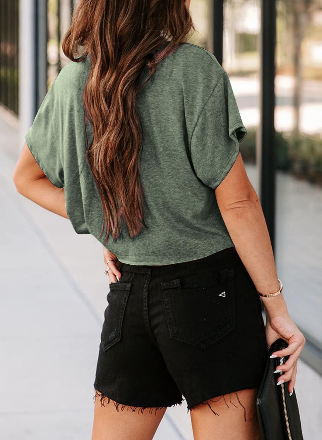 UNCLECAT Women's Cropped T Shirts Trendy Short Sleeve Crew Neck Crop Tops Solid Basic Tee - Image 3