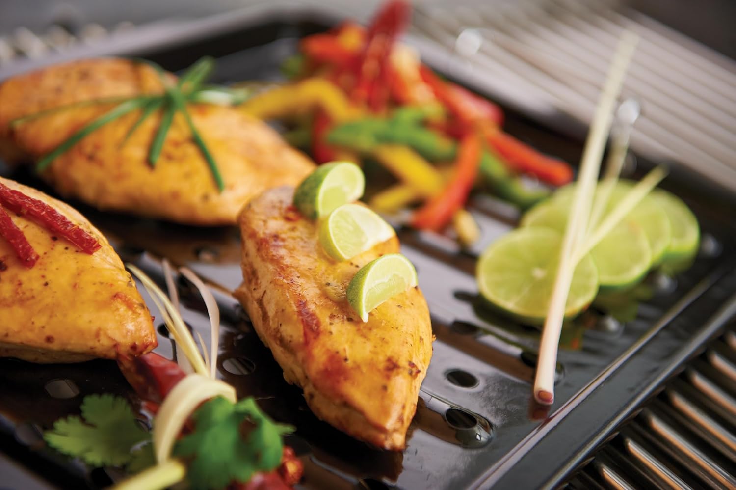 Black Porcelain Grill Topper with Stainless Steel Handles