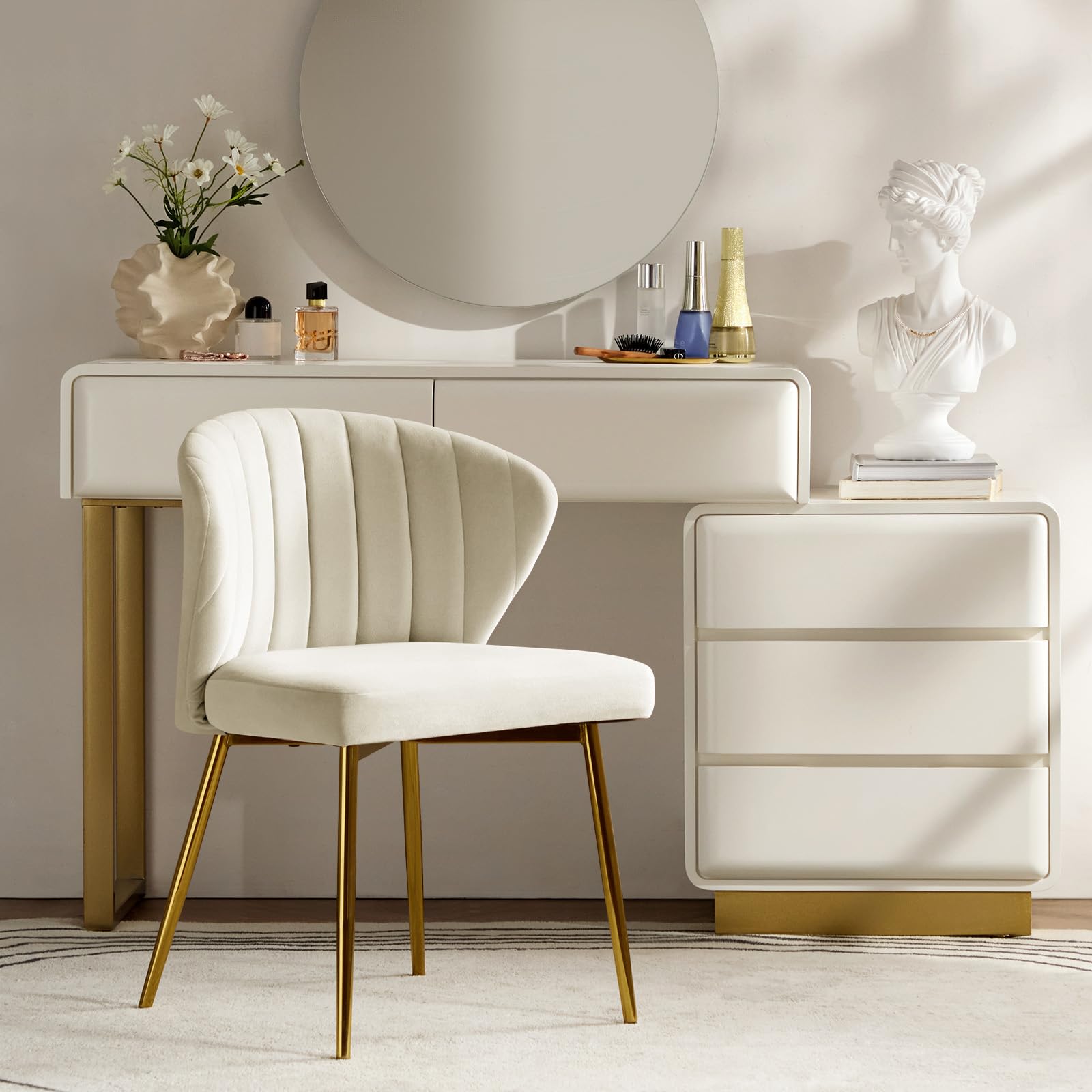 HULALA HOME Esszimmerstühle Modern Küchenstühle aus Samt Stühle Esszimmer mit Metallbeine Esstisch Stühle Schminktisch Stuhl für Wohnzimmer, Beige